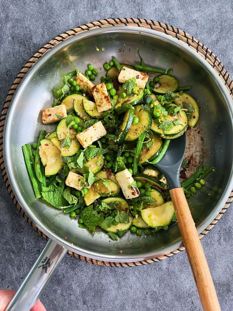 Zucchini Halloumi Skillet Salad