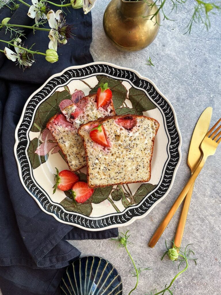 Strawberry And Poppy Seed Cottage Cheese Cake